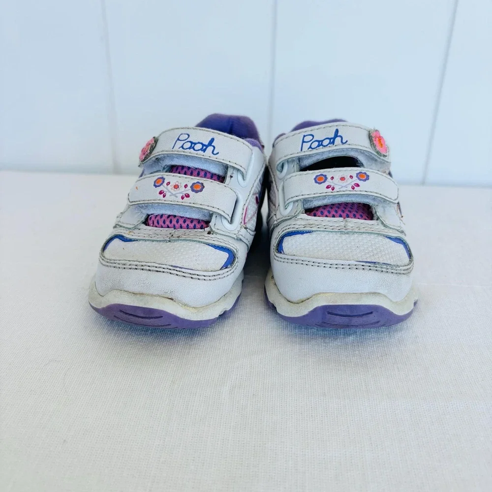 Vintage Winnie the Pooh Disney Floral Tennis Shoes Sneakers, Size 3